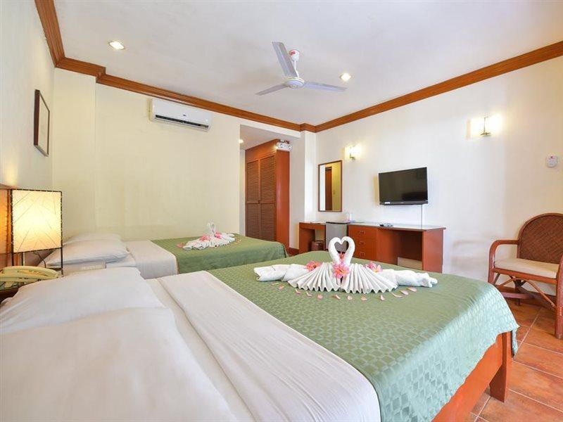Hey Jude Resort Hotel Balabag  Exterior photo