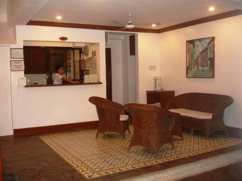 Hey Jude Resort Hotel Balabag  Exterior photo