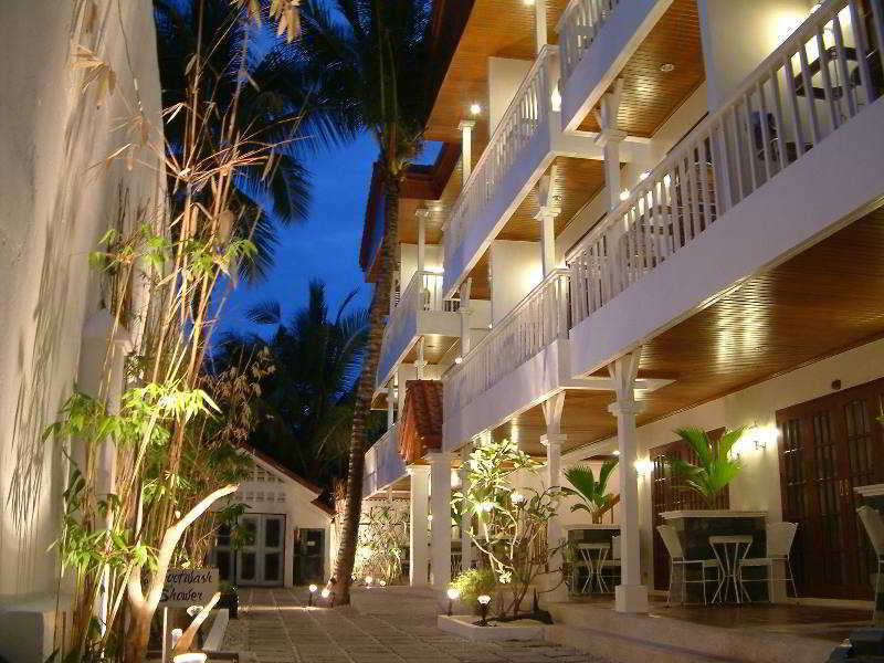 Hey Jude Resort Hotel Balabag  Exterior photo
